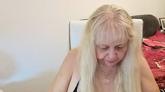 SusiLifeXXX – Live XXX-chat