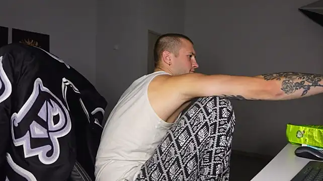 Czat XXX na żywo – Igor_Wilde