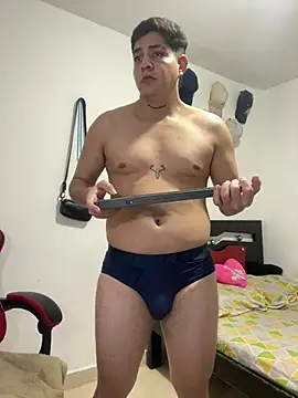 Chat +18 de Fozil_Dvice ao vivo