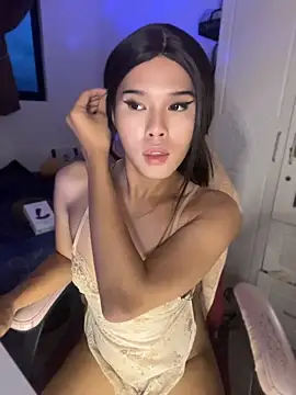 Plaxxxtique 现场XXX聊天