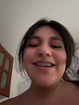 Chat XXX ao vivo de Emily_Gomezz