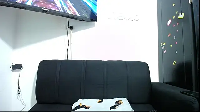 Dominik_HOT élő XXX-chatje
