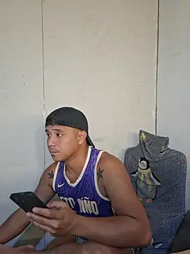 Chat +18 de Felix_Asher ao vivo