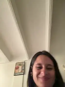 Alice_milf_'s Live XXX Chat