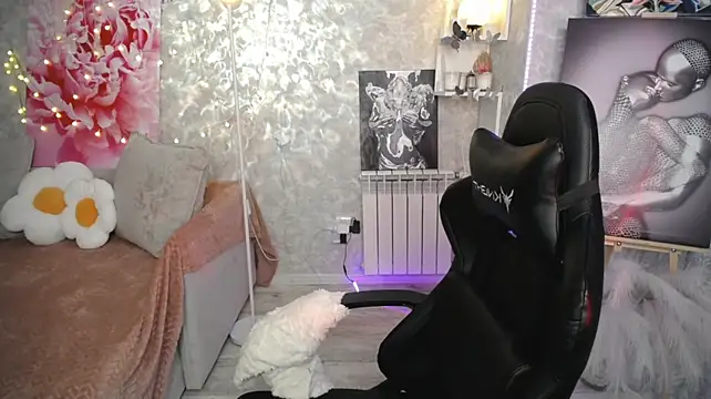 NickyAdamidi Chat XXX in diretta