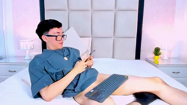 GaelDuke Chat XXX in diretta