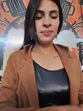 Czat XXX na żywo – Astrid--