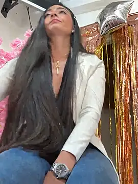 Chat +18 de IsabellaMariet ao vivo