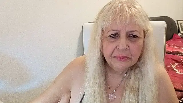 SusiLifeXXX's Live XXX Chat