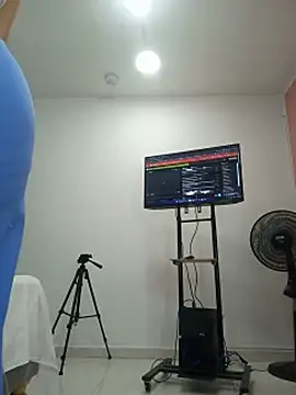 -Serena_'s Live XXX Chat