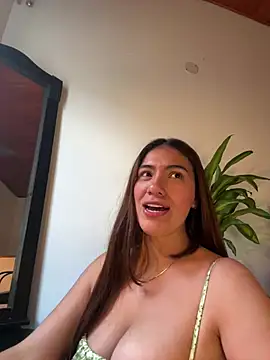 دردشة emmily_d الجنسية المباشرة