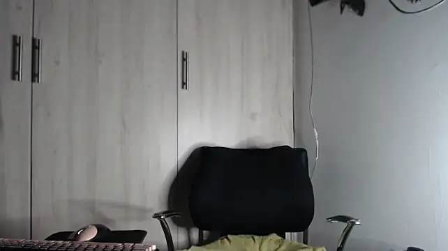 Онлайн чат XXX khawit_1