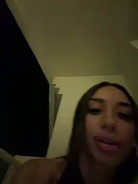 Chat XXX en directo de BlueEyes_BB