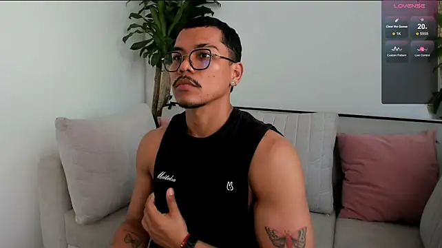 Živý XXX chat Nico_Rios1