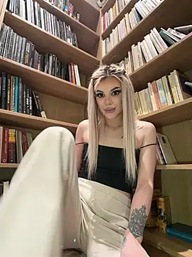AlyssaFoxx_ 在線直播表演