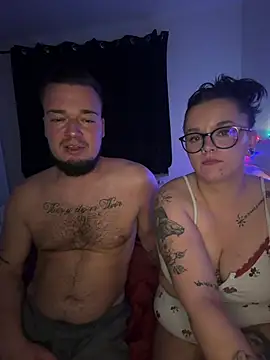 Twomuchtrouble Live XXX-Chat