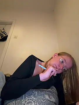jannis1992 – webcam-show