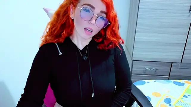 צ'אט XXX בשידור חי של Alexatexa2929