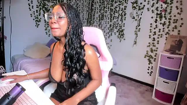 Chat +18 de violeta_milleer ao vivo