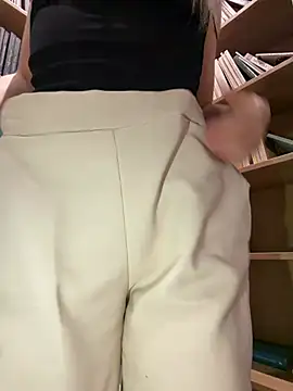 AlyssaFoxx_'s Live XXX Chat