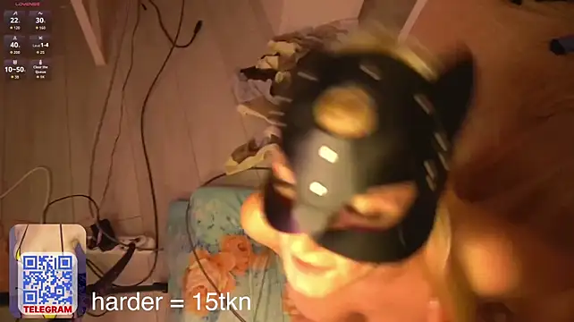 XXX chat uživo modela cream_fucks