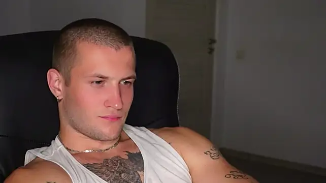 Igor_Wilde 라이브 XXX 채팅