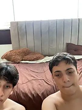 Chat +18 de jacob_and_sam ao vivo