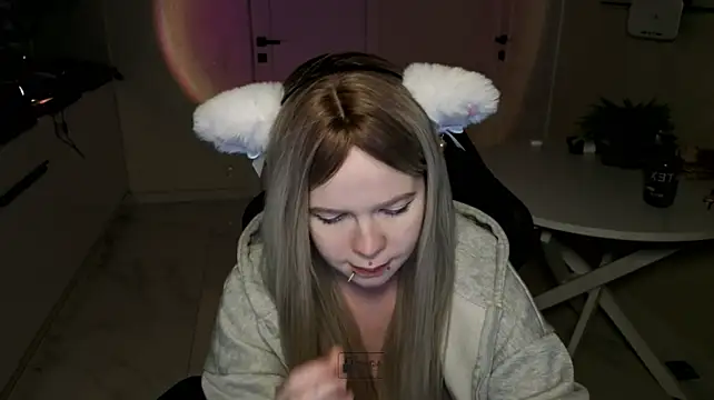 AliseKitt's Live XXX Chat
