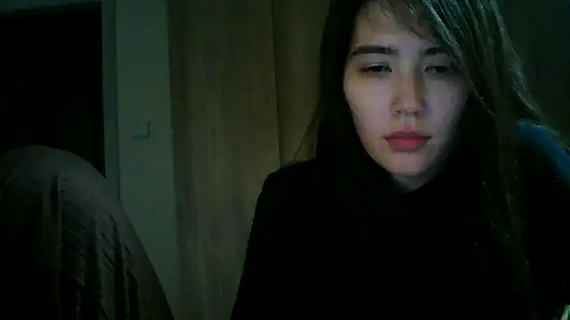 Živý XXX chat Luneyaa