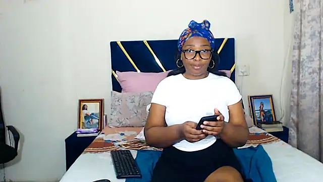 veronica1xxx's Live XXX Chat