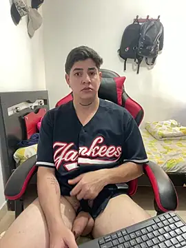 Fozil_Dvice live XXX chat