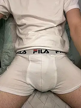 MatteoBalkanTwink 现场XXX聊天