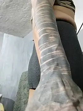 eroos_twink Obrolan Langsung XXX