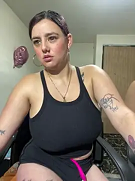 angelasm Adlı Modelin Canlı XXX Sohbeti