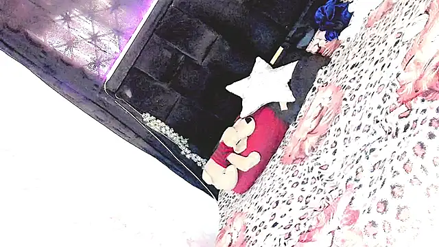צ'אט XXX בשידור חי של xsofiacastro