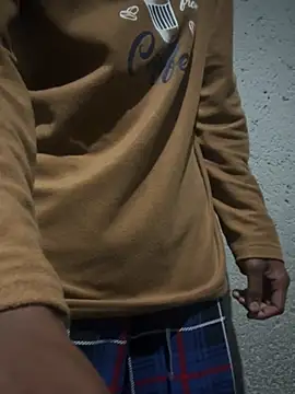 Dickiii08 现场XXX聊天