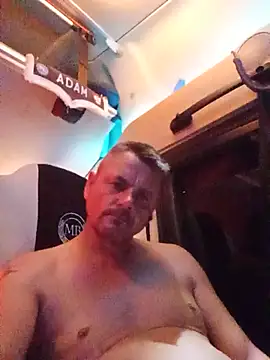 Živý XXX chat adas-