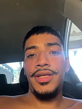 ChristopherLukkan Live XXX chat