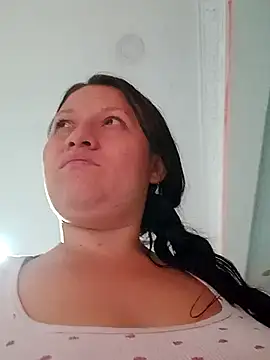 Chat +18 de Nyla_velvet ao vivo