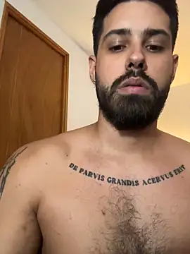 justin-tate's Live XXX Chat