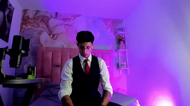 Živý XXX chat MaxiimoRomano_