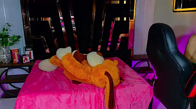 Živý XXX chat Thamara_Robertss