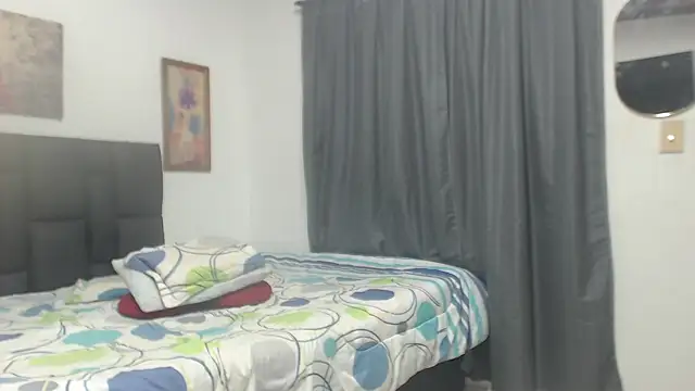 Doll_rihana's Live XXX Chat