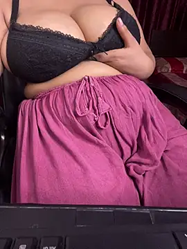 Czat XXX na żywo – DarlingRuby