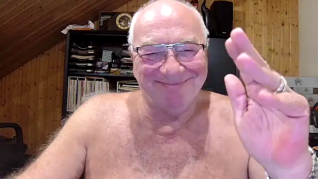 biggandybig Chat XXX live