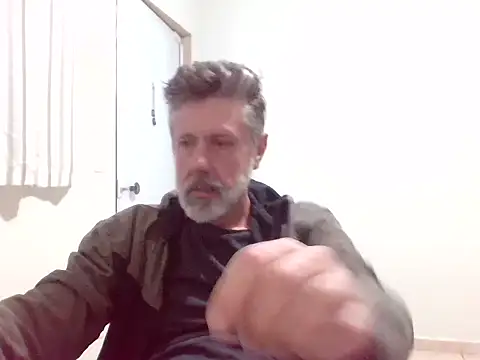 Chat +18 de machoalpha459 ao vivo