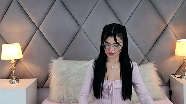 OliviaDiaz's Live XXX Chat