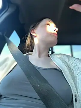 Živý XXX chat Lilactease