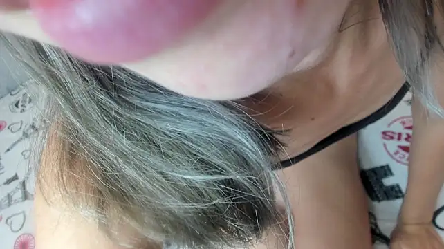 Emma_Tiny69 Live XXX-Chat
