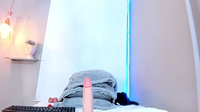 XXX chat uživo modela Roxy_Stonee